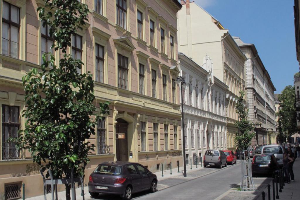 Homelike Luxury Flat On Gyulai Pal Boedapest Buitenkant foto
